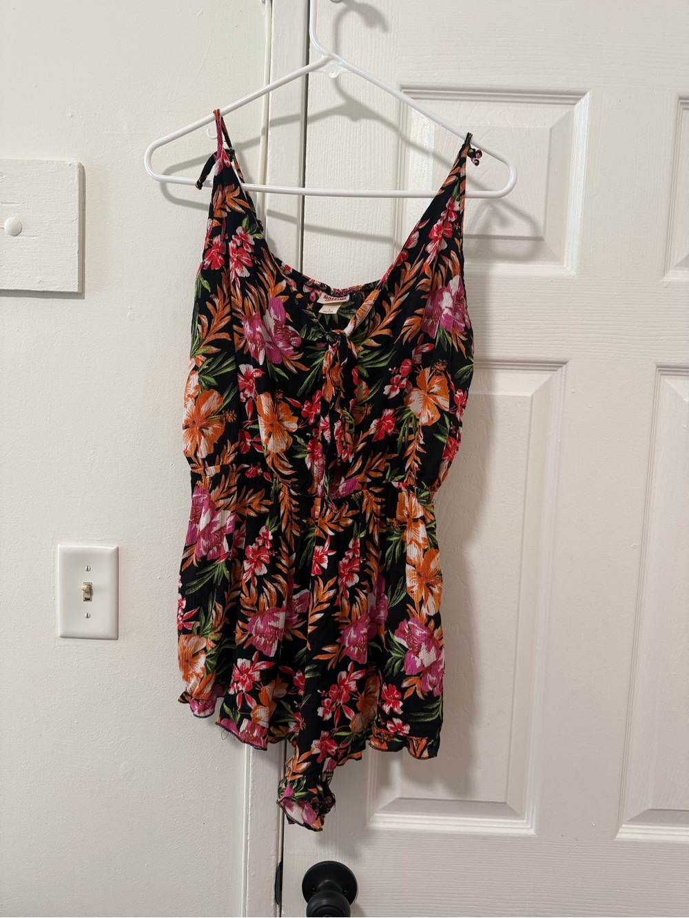 Mossimo Floral Romper in size L